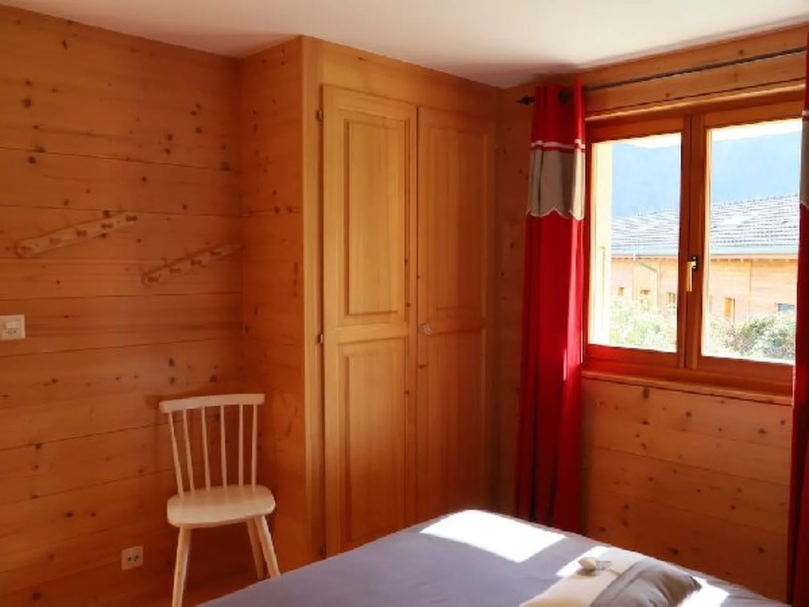 Petit Nid Douillet au Coeur de Salvan - Binnen