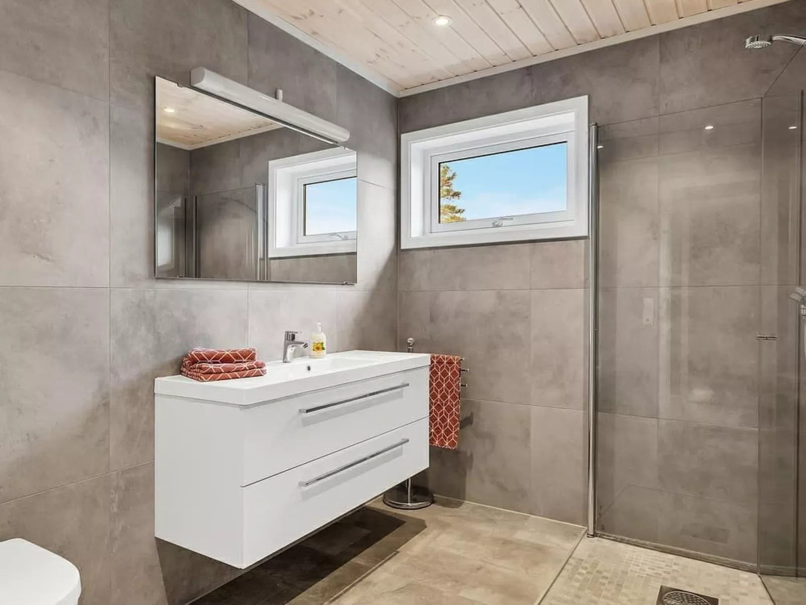 Tingvoll Blockhaus - Binnen