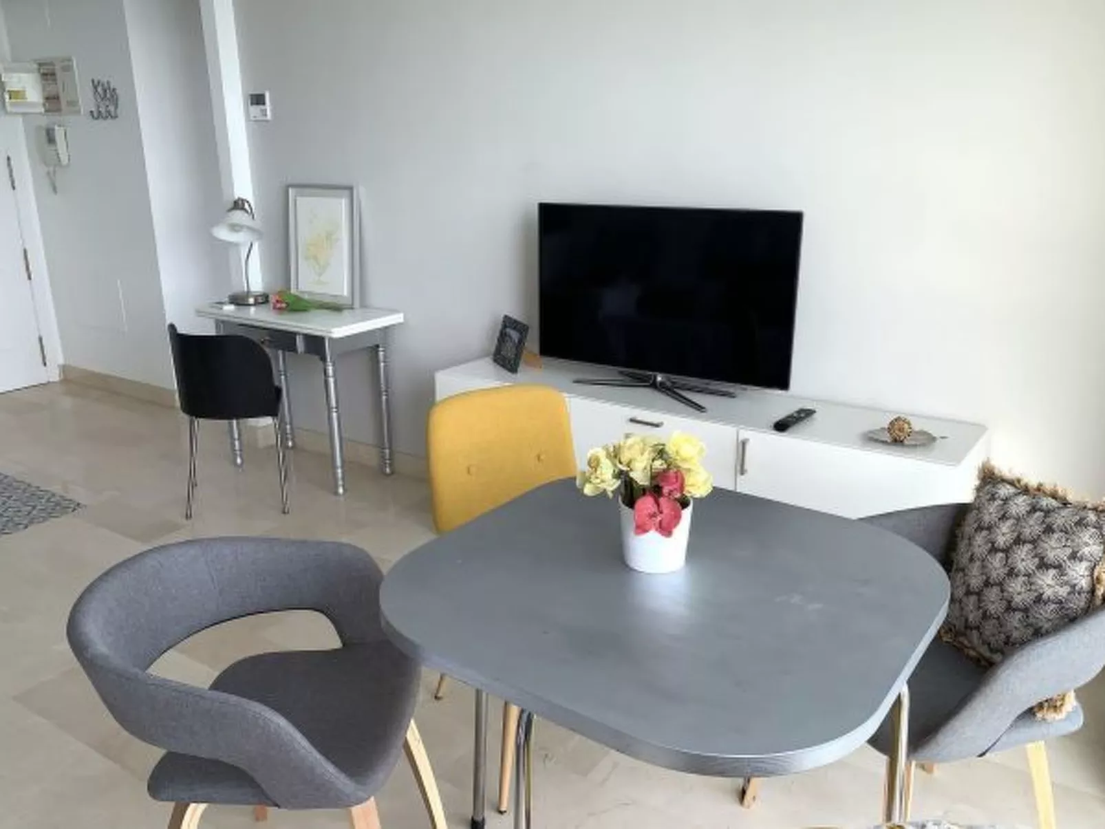 APARTAMENTO PLAYA POSTIGUET - Binnen