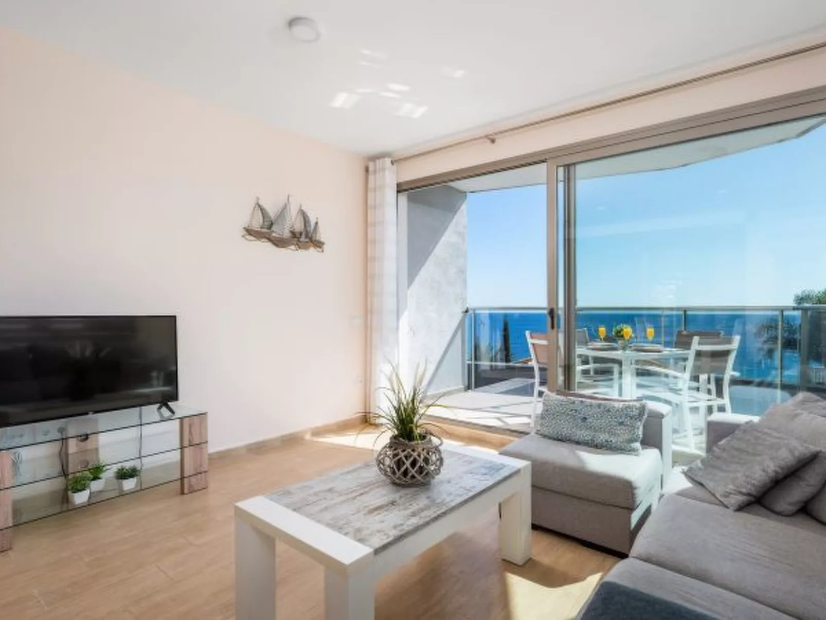 Apartment Melior 2C - PlusHolidays - Image-tags.info