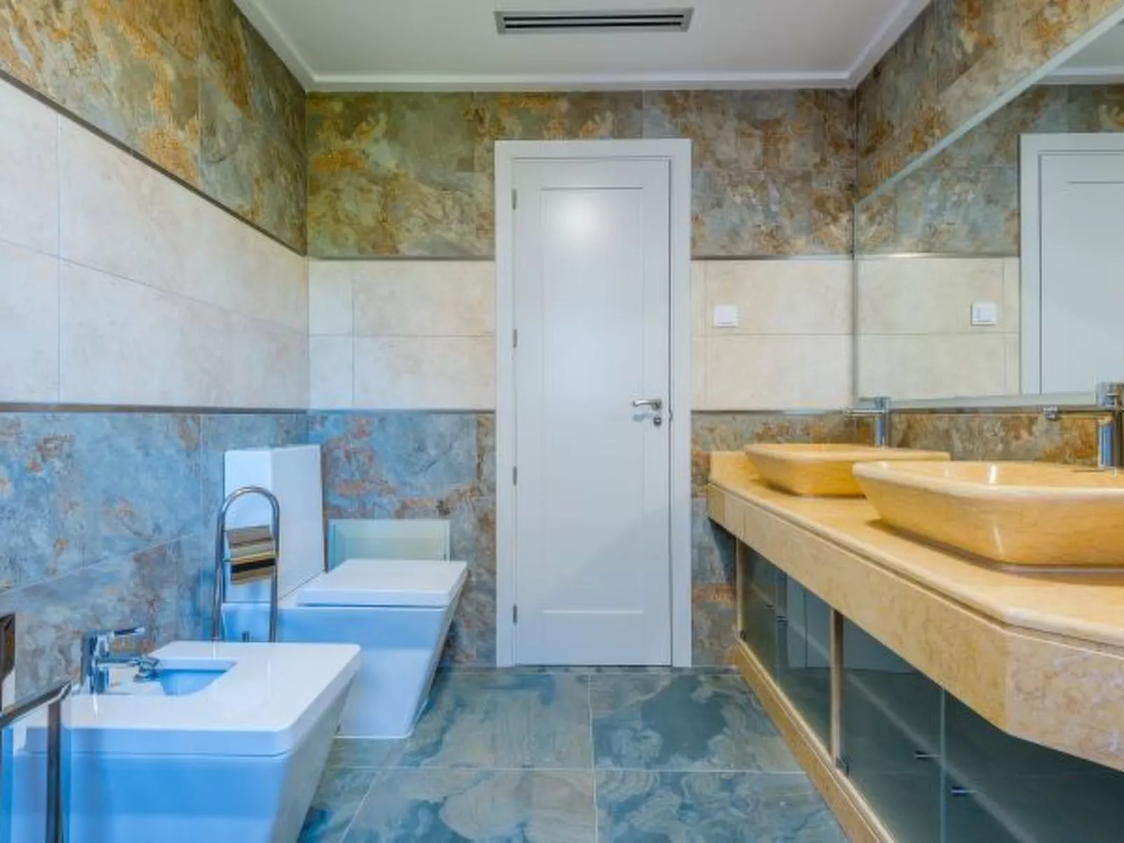 Falesia Beach C at Falesia Beach - Binnen