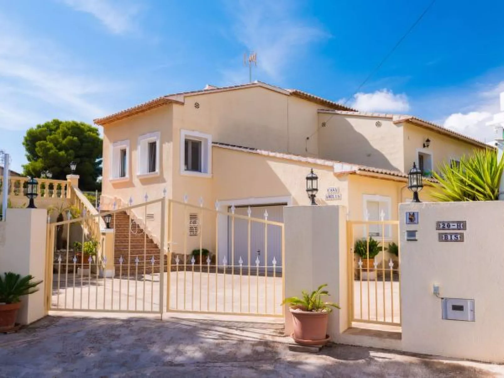 Villa Amelia - Plus - Image-tags.info