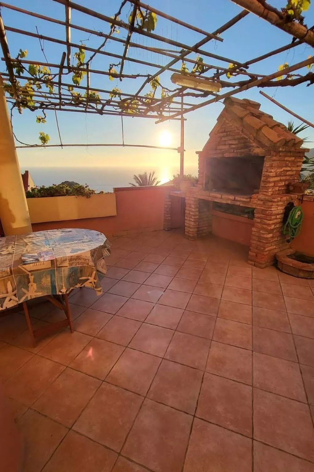 Wohnung Meerblick Porto Flavia - Buiten