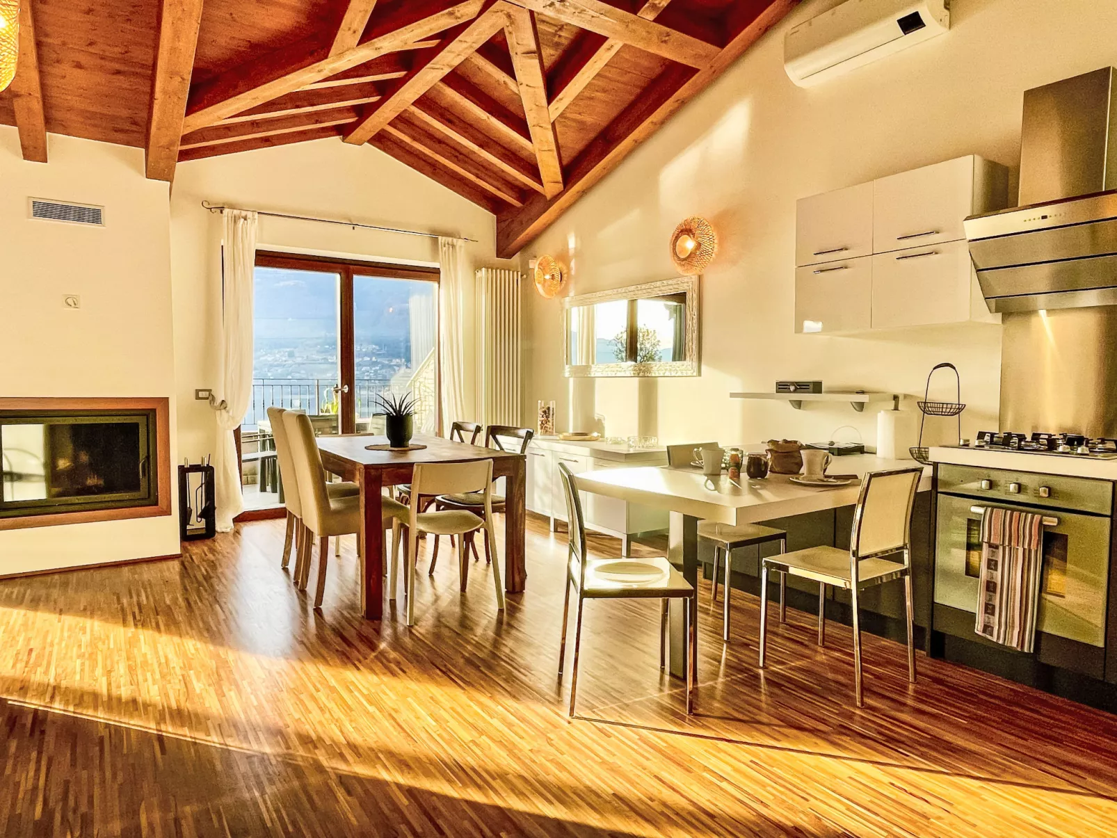 Lake View Penthouse - Binnen