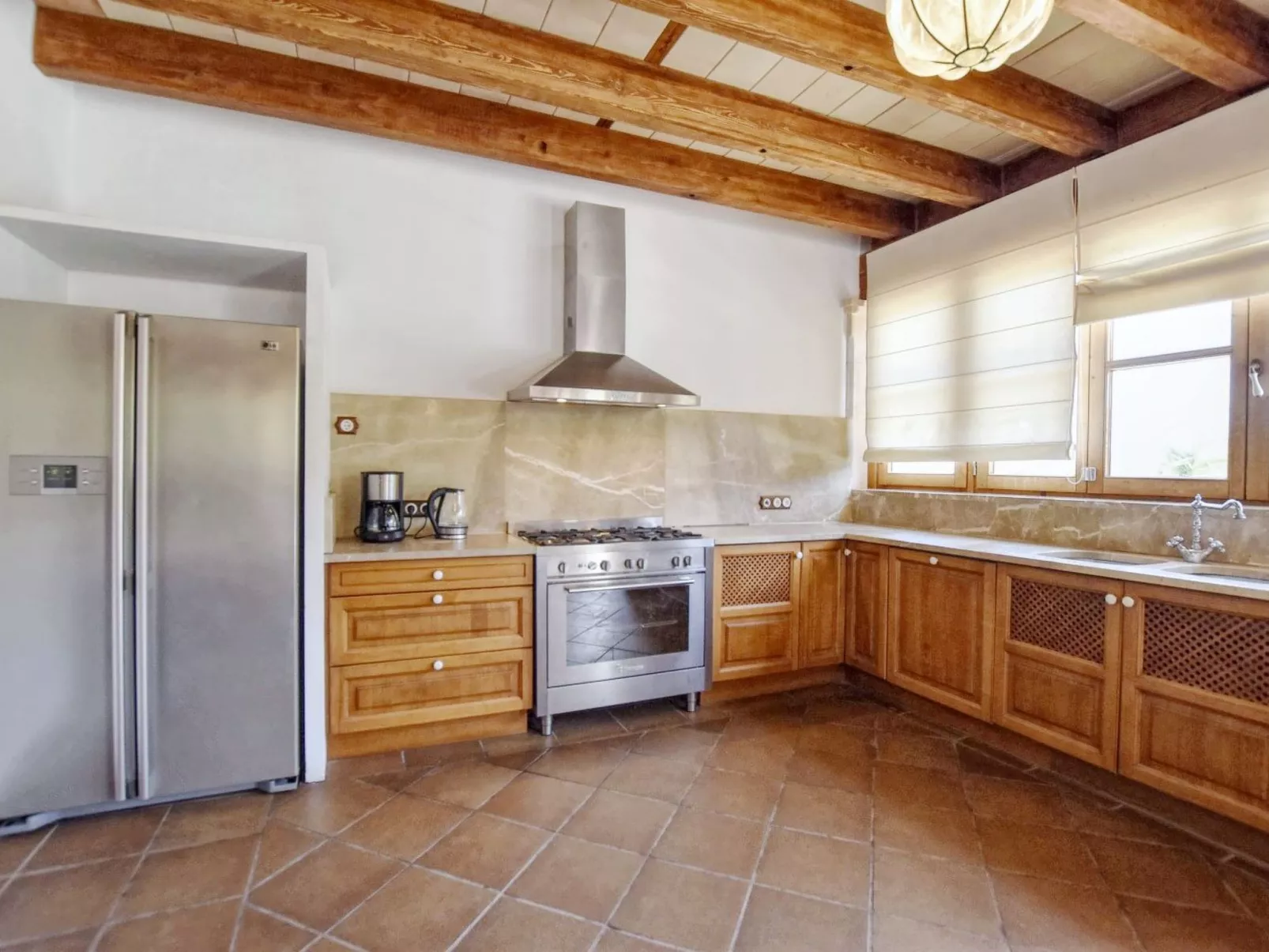 Ferienvilla mit Garten, Grill und Terrasse - Binnen