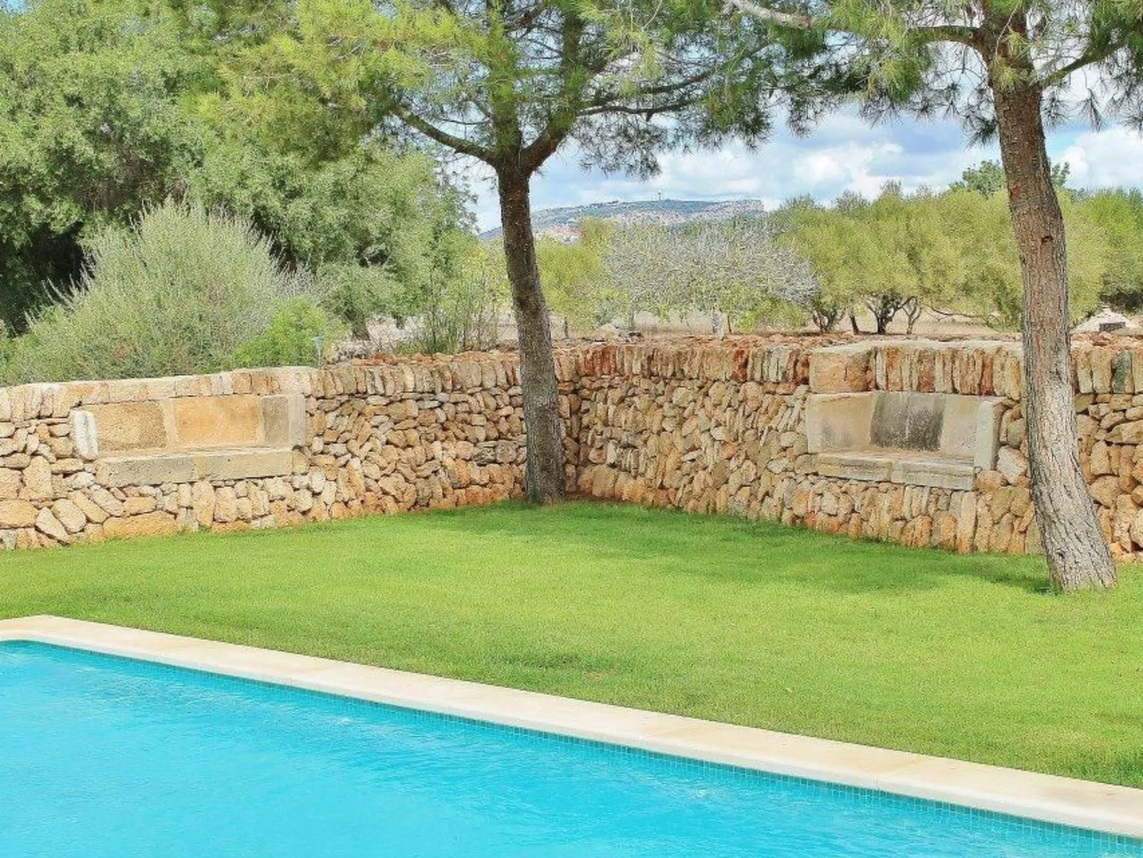 Finca "Son Gabriela" mit eigener Terrasse - Buiten