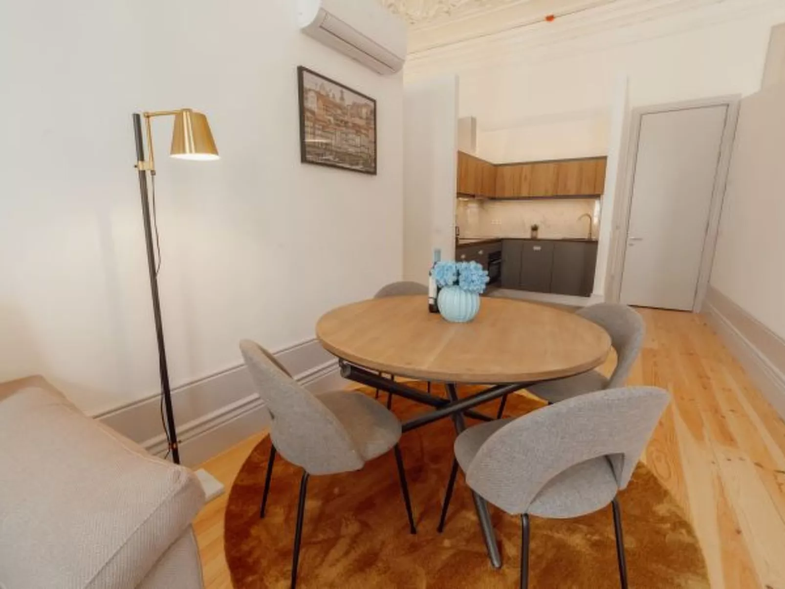 HEART OF PORTO APARTMENT A by VACATIONY - Binnen