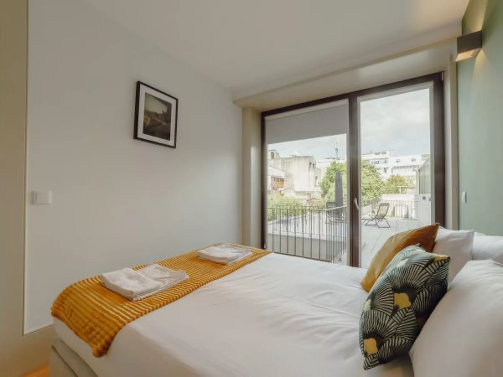 LEGACY OPORTO PREMIUM APARTMENT C by VACATIONY - Binnen