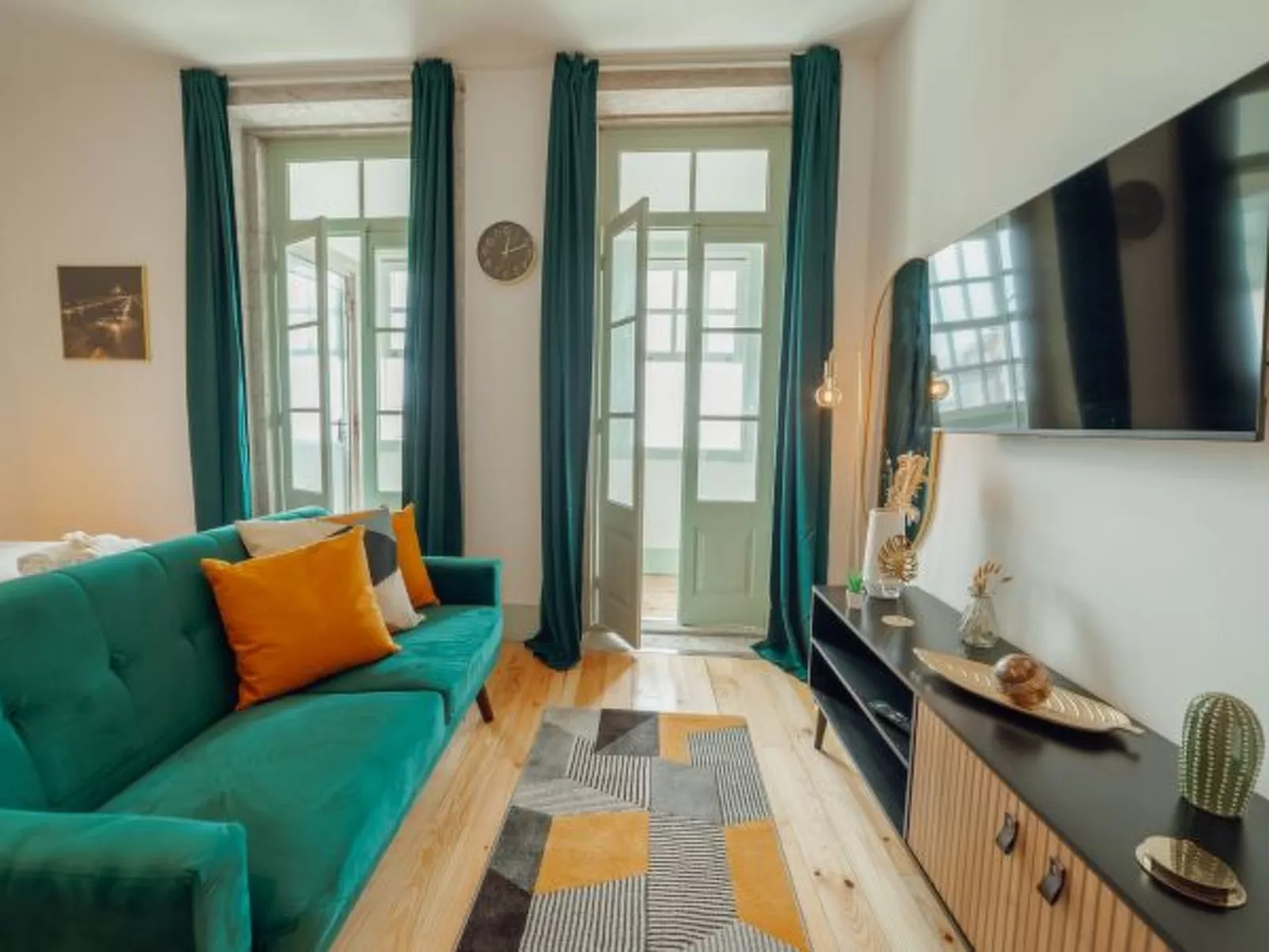 DOWNTOWN SUITE D by VACATIONY - Binnen