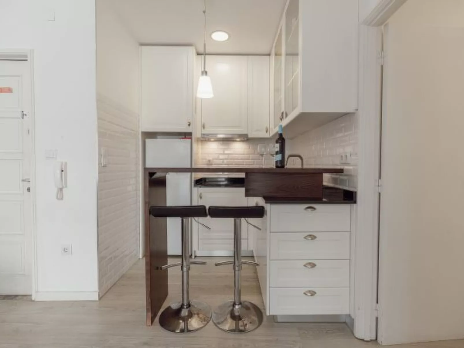 PATEO IN LAPA CITY CENTER by VACATIONY - Binnen