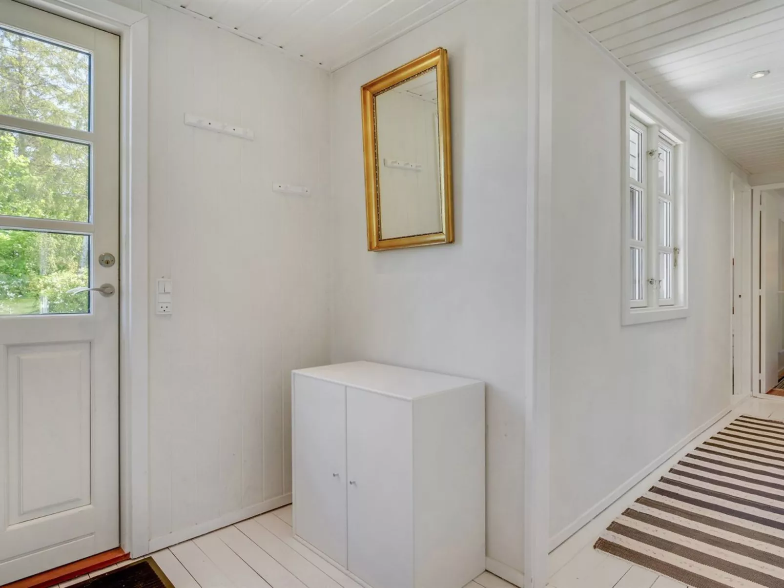 "Tobrjön" - 200m to the fjord - Binnen