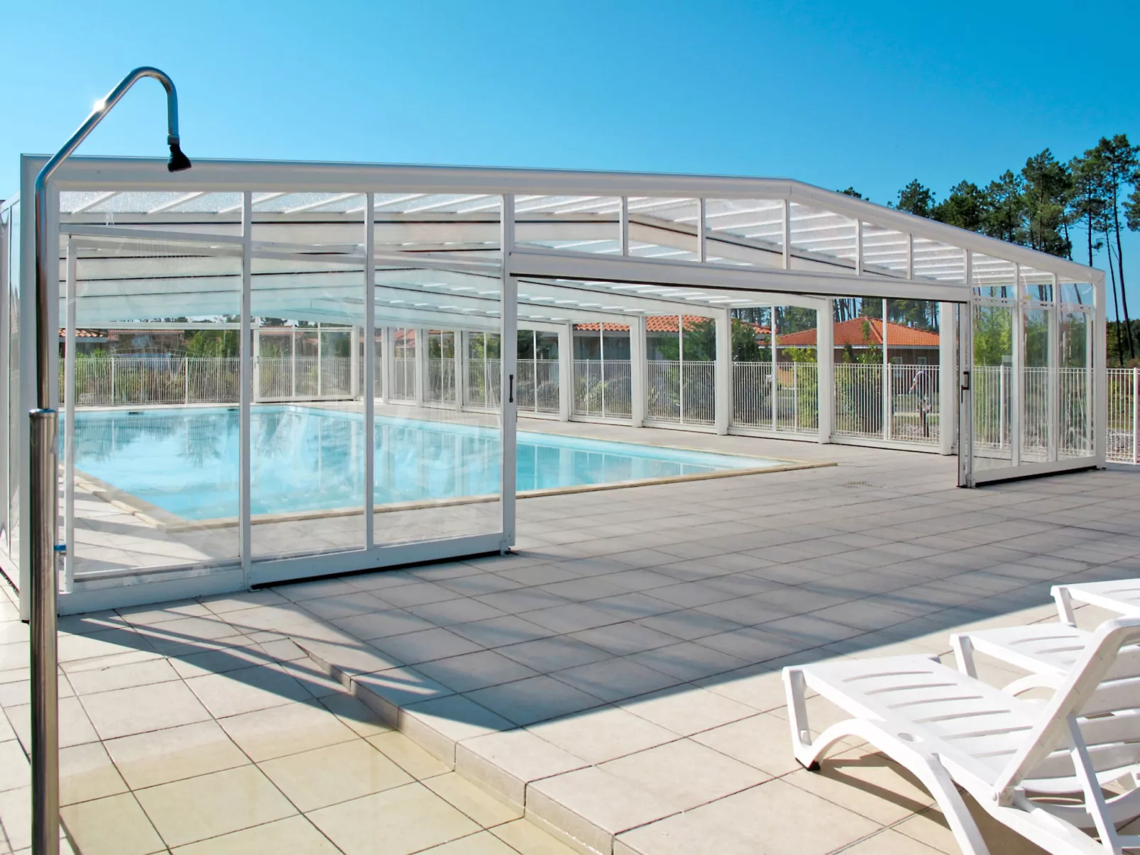 Le Domaine des Grands Lacs - Binnen