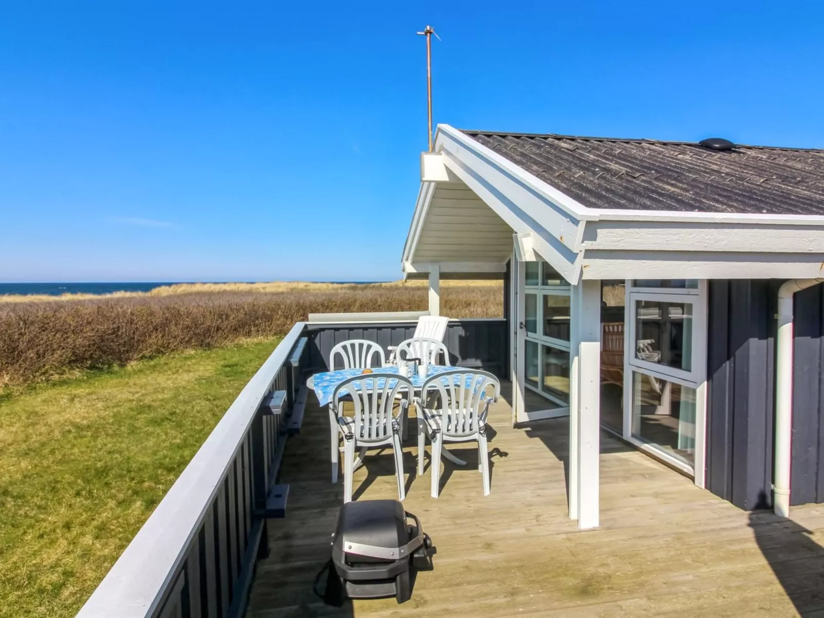 "Minka" - 58m from the sea - Buiten