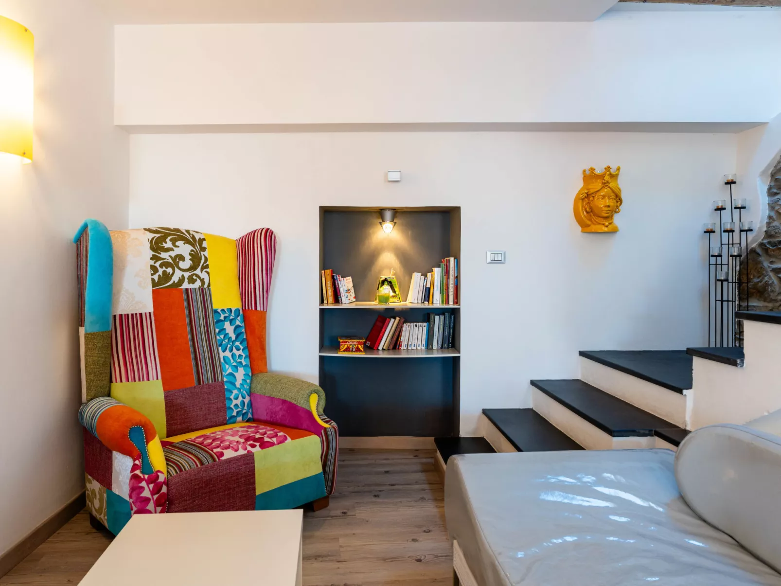 Terrazza con glicine - Binnen