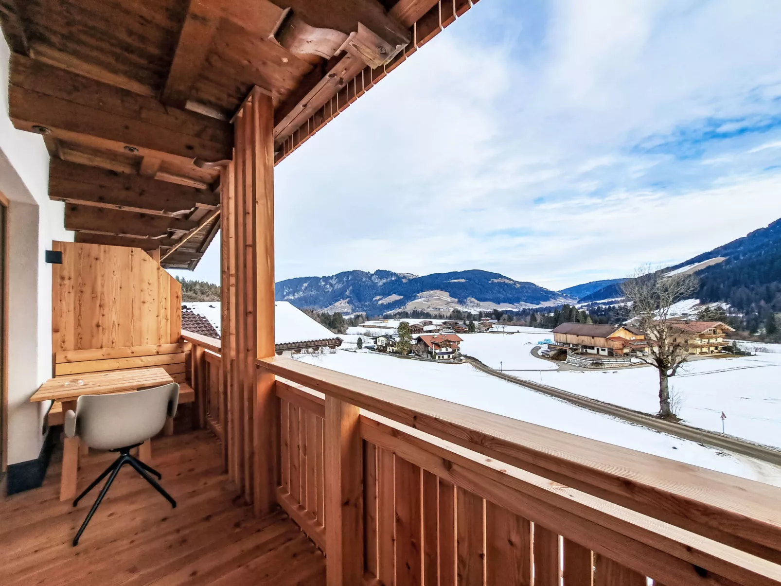 Aparthotel Iris - Buiten