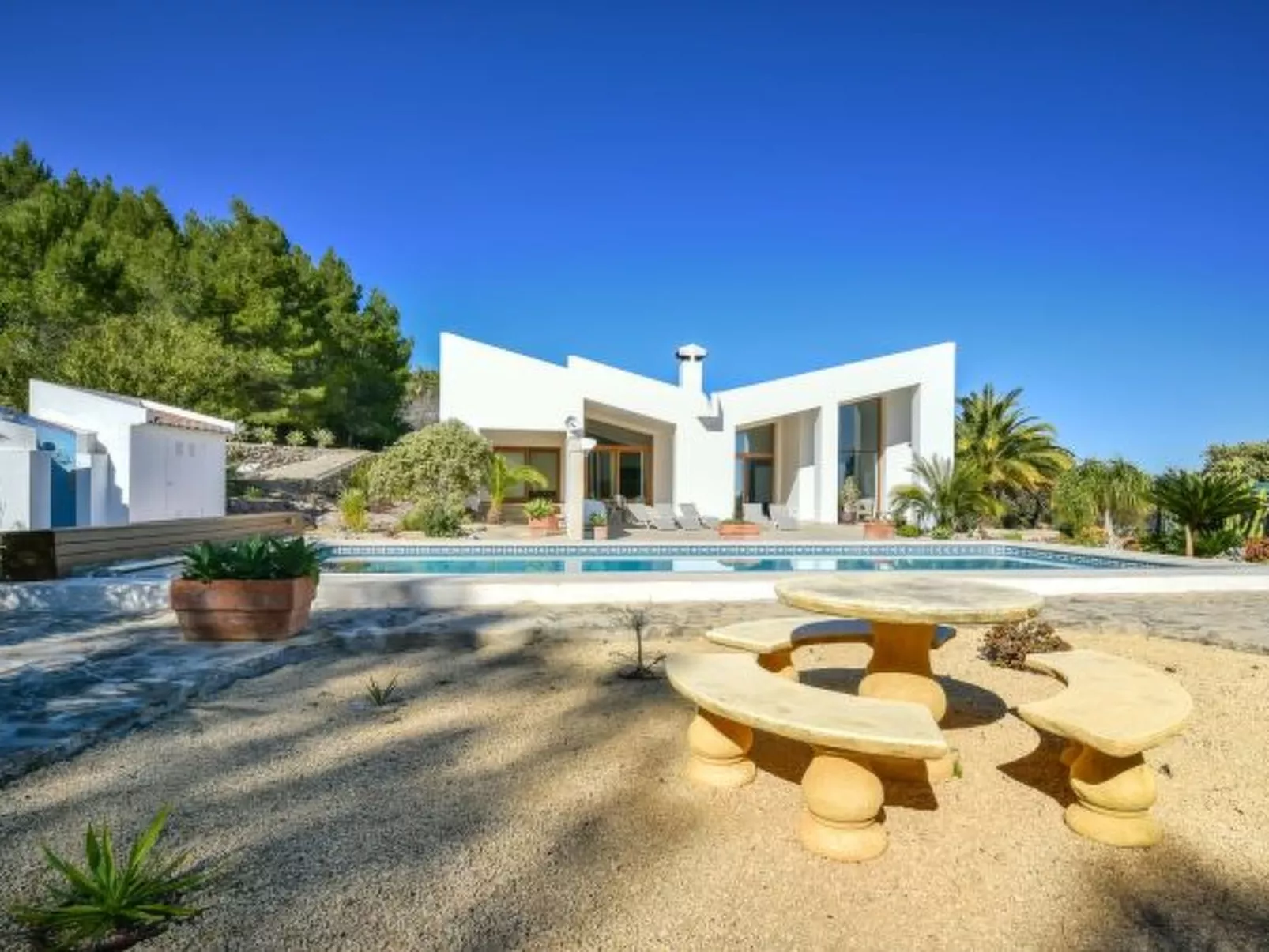 Villa Remi - PlusHolidays - Image-tags.info