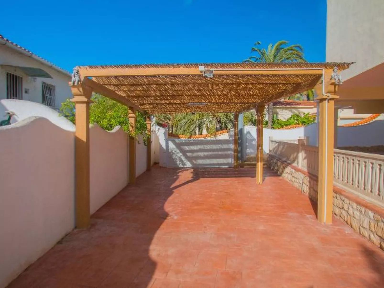 Villa Corina - PlusHolidays - Image-tags.info