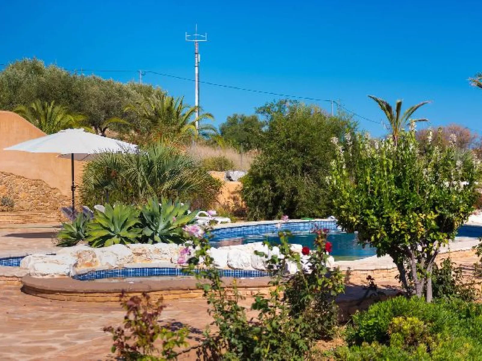 Villa Paraiso - PlusHolidays - Image-tags.info