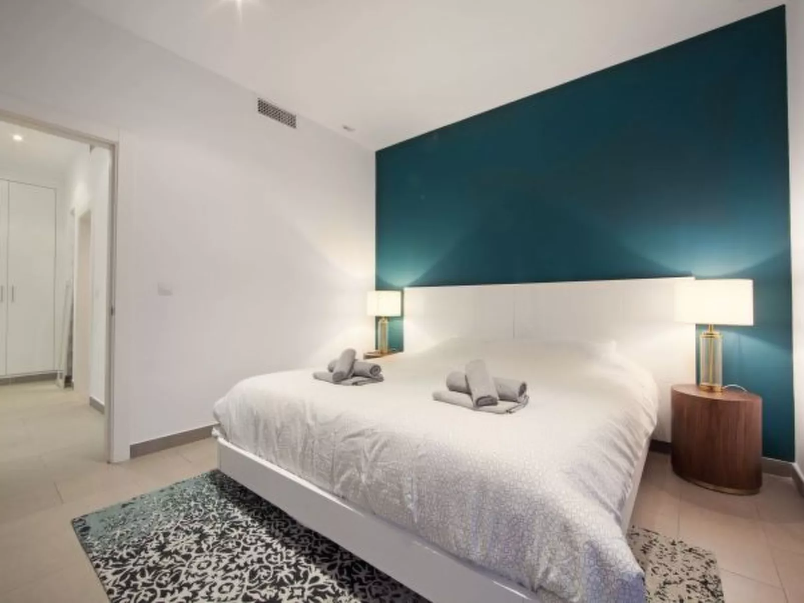 Modern Villa close to Costabella beach - Image-tags.info