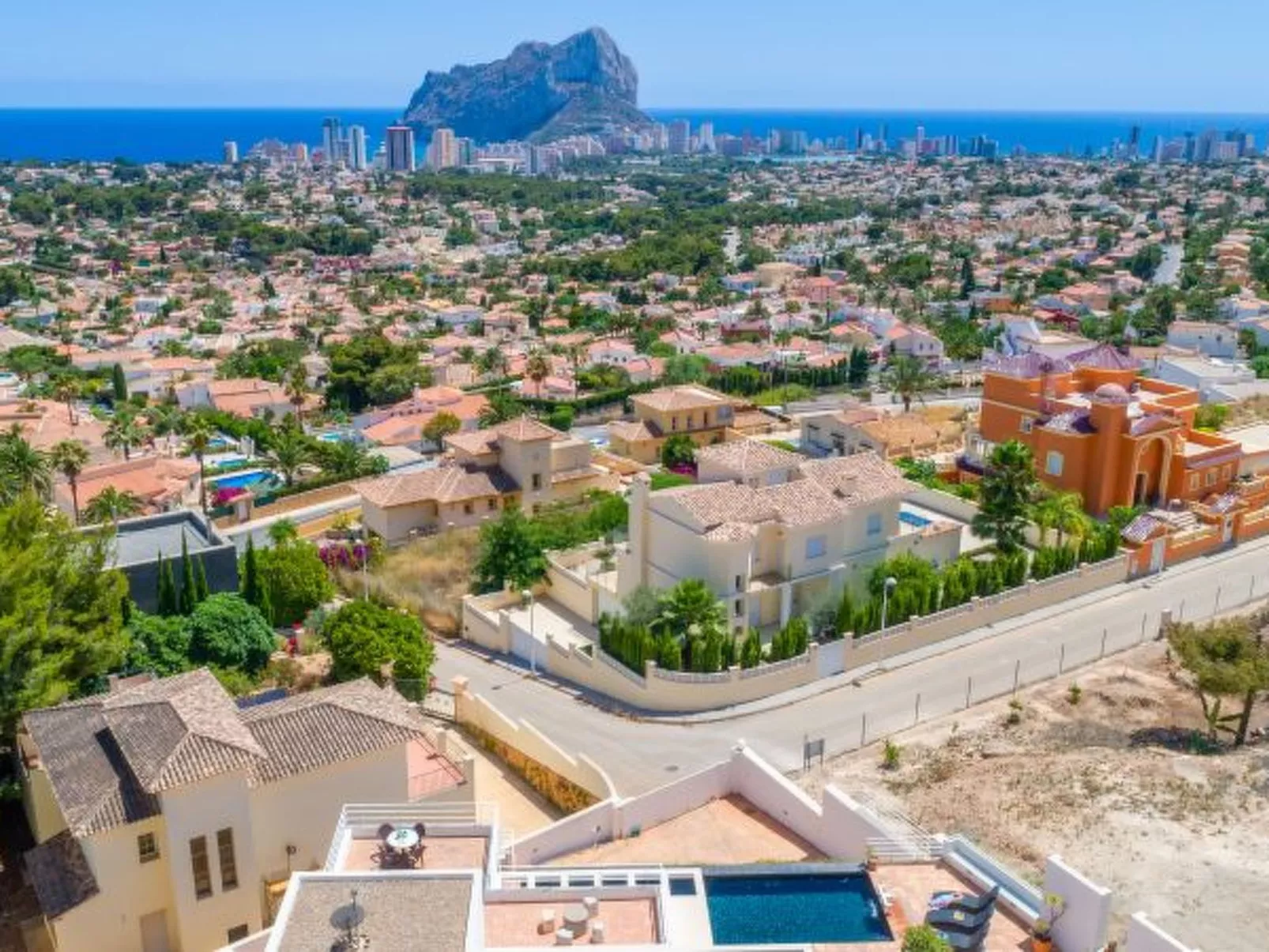 Villa Moderna - PlusHolidays - Image-tags.info