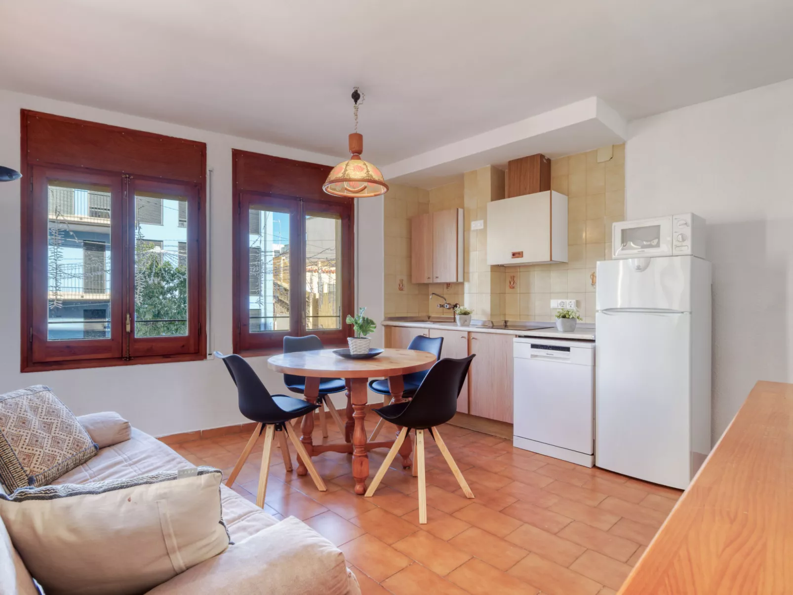 Centro peatonal Roses - Binnen