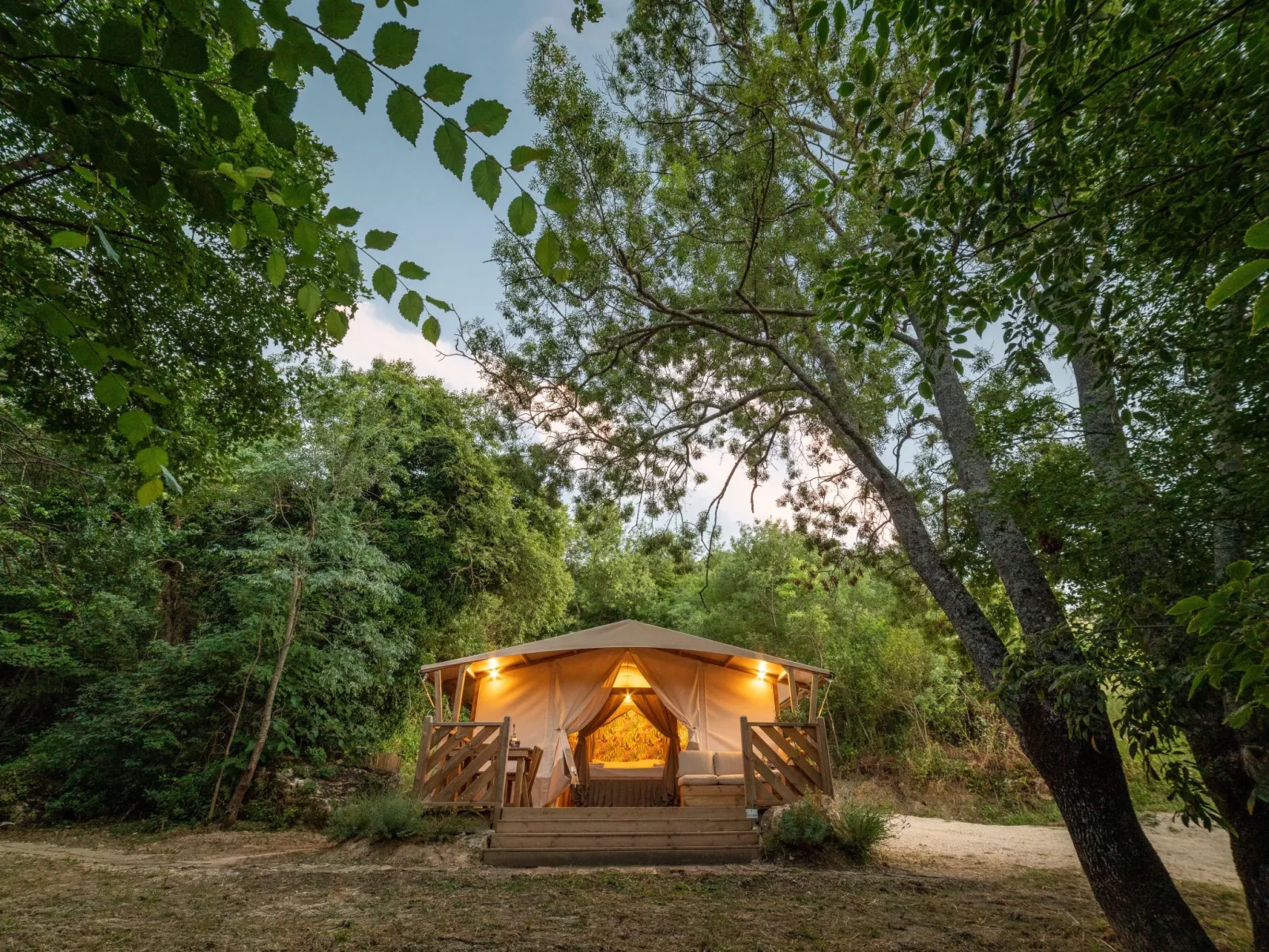 Glamping La Tenda di Lorenzo mit privatem Pool - Buiten