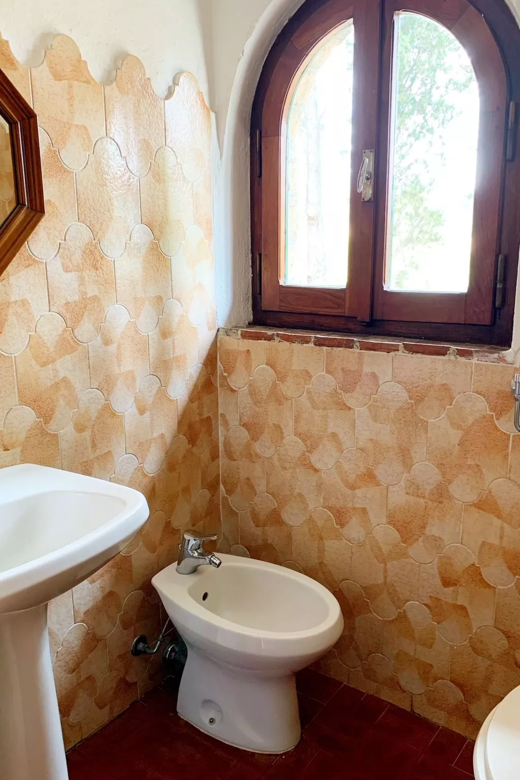 Unabhängiges Zimmer im Garten in der Nähe des Meeres - Image-tags.info