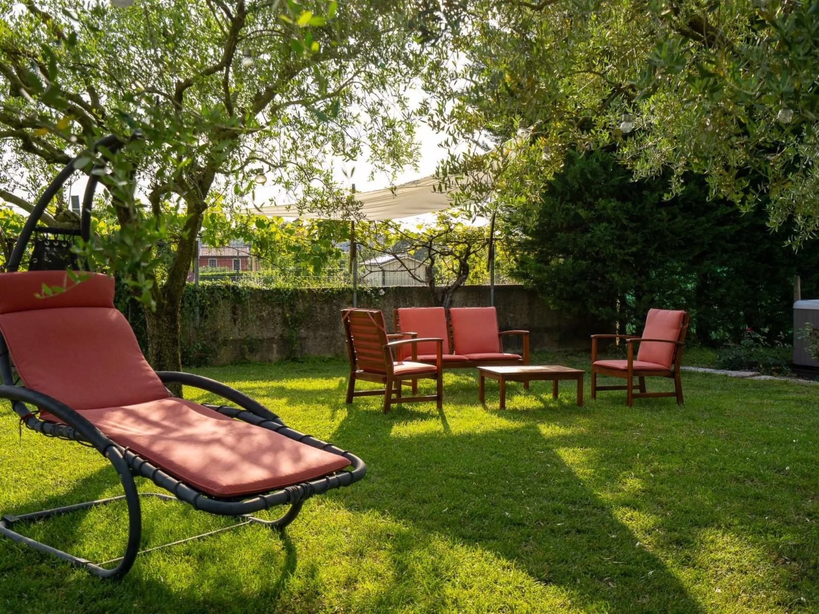 Zimmer mit Bad in einer Einrichtung mit Wellness-Center - Buiten