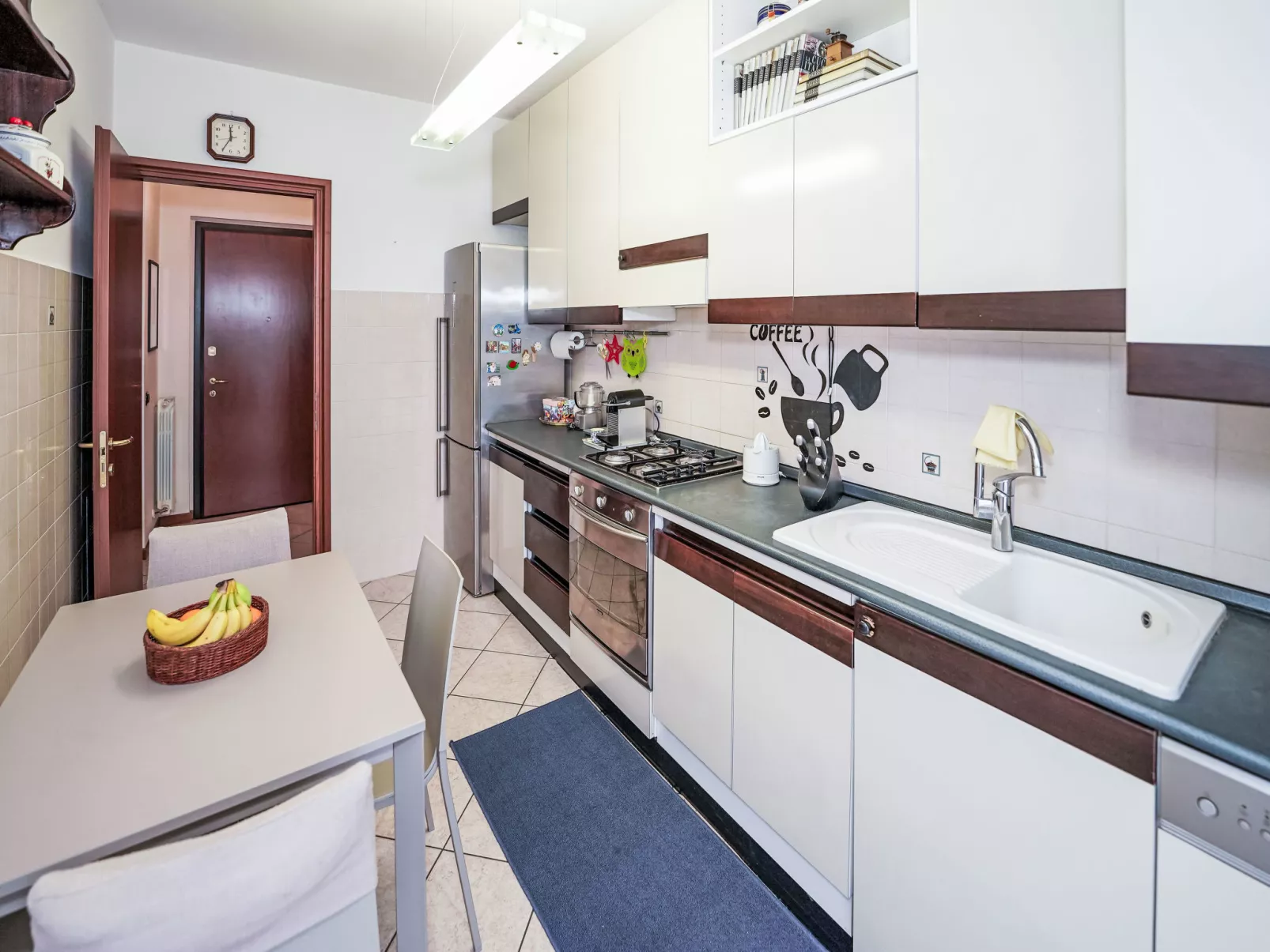 Grandmother's house - Binnen