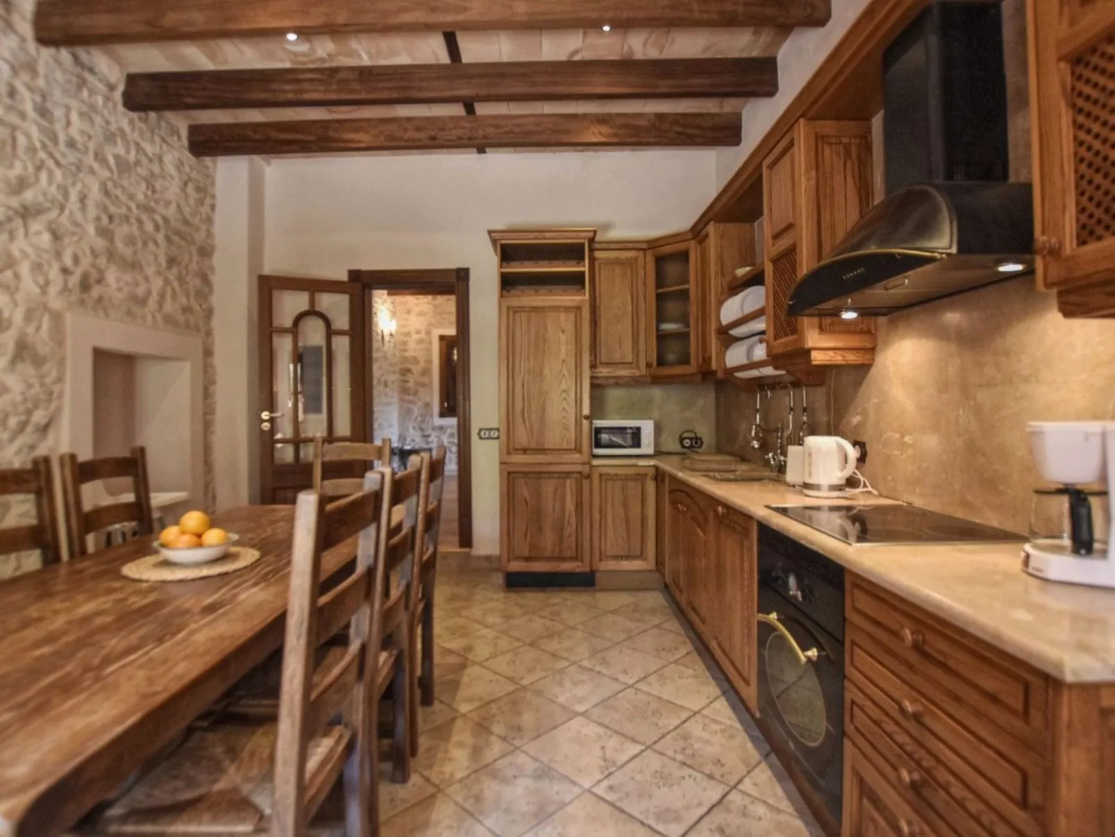 Villa mit eigenem Schwimmbad - Binnen