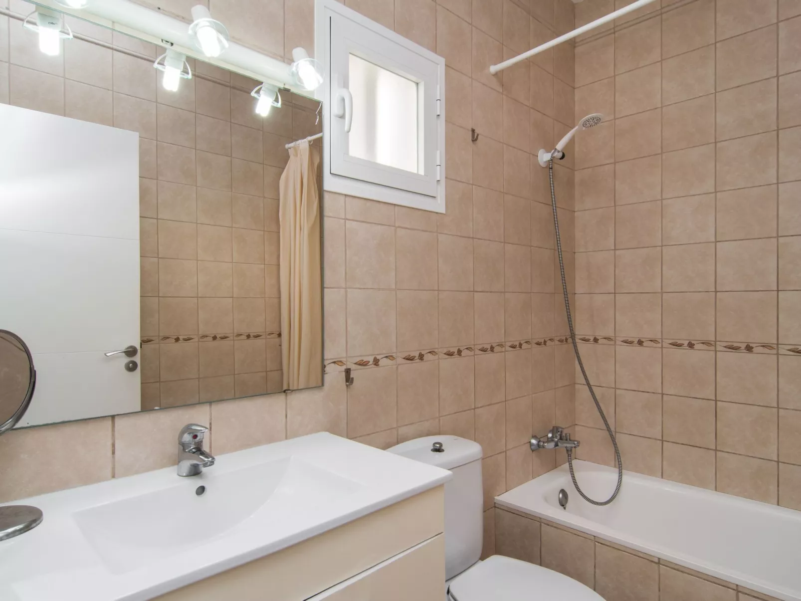 Bungalow Playa D'Or - Binnen