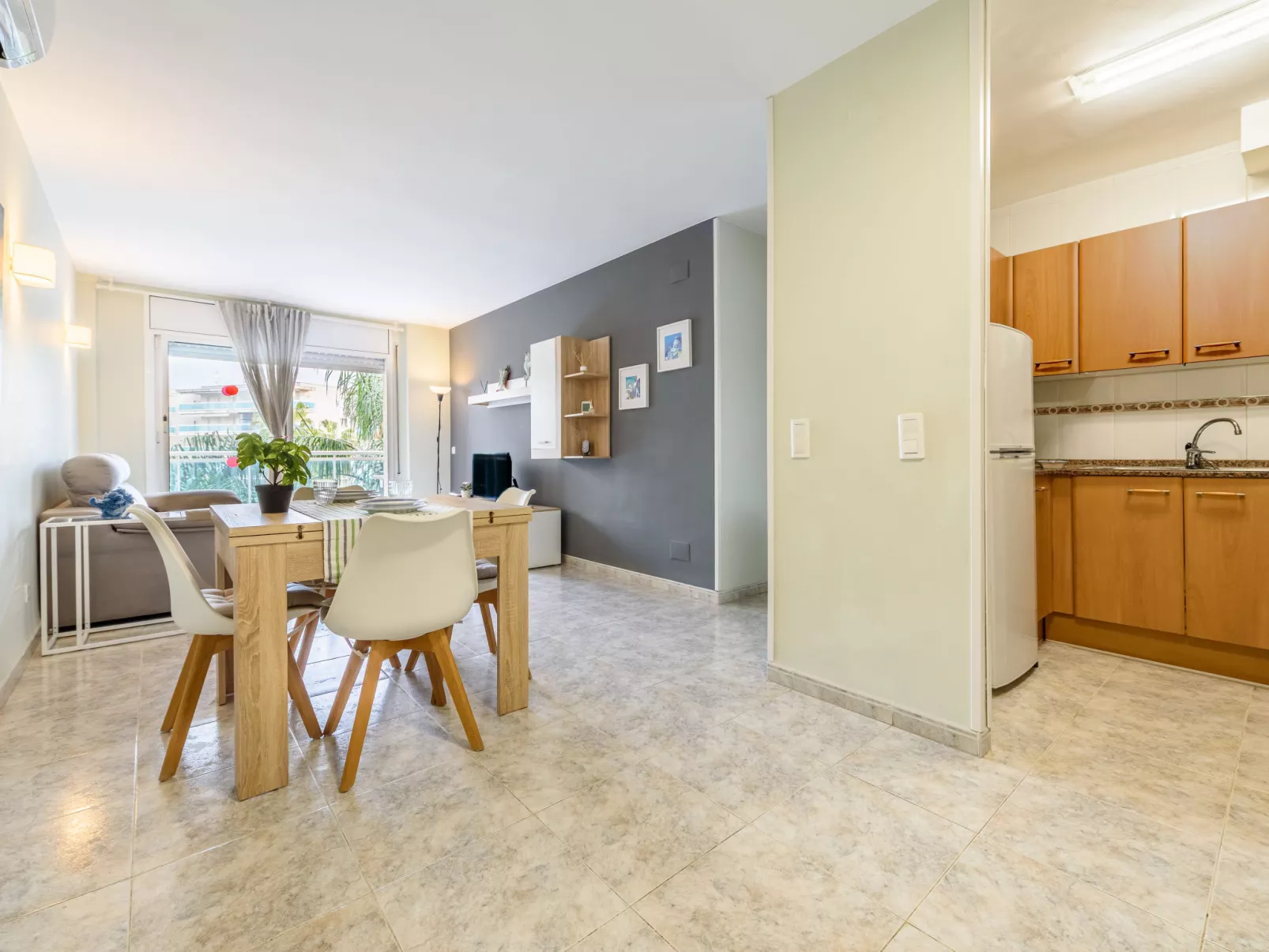 Village Park - Binnen