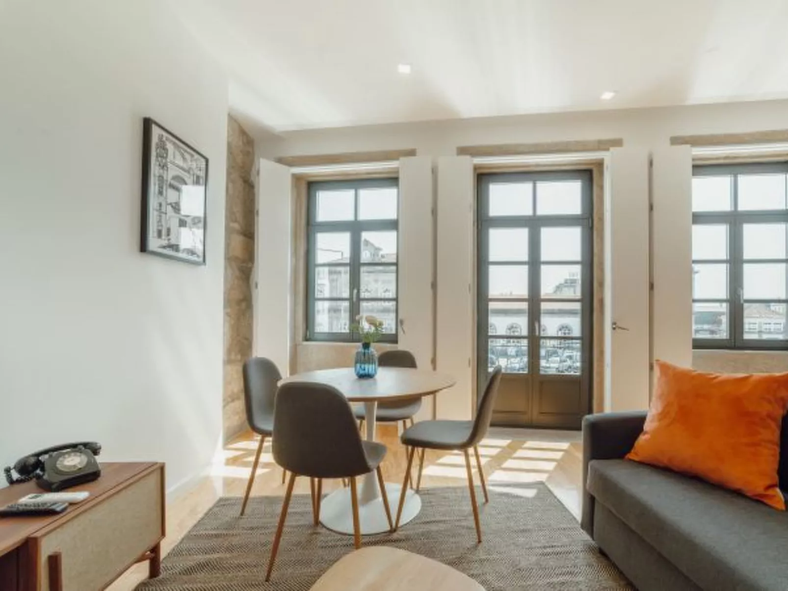 COURTYARD OPORTO DESIGN APARTMENT B - Binnen