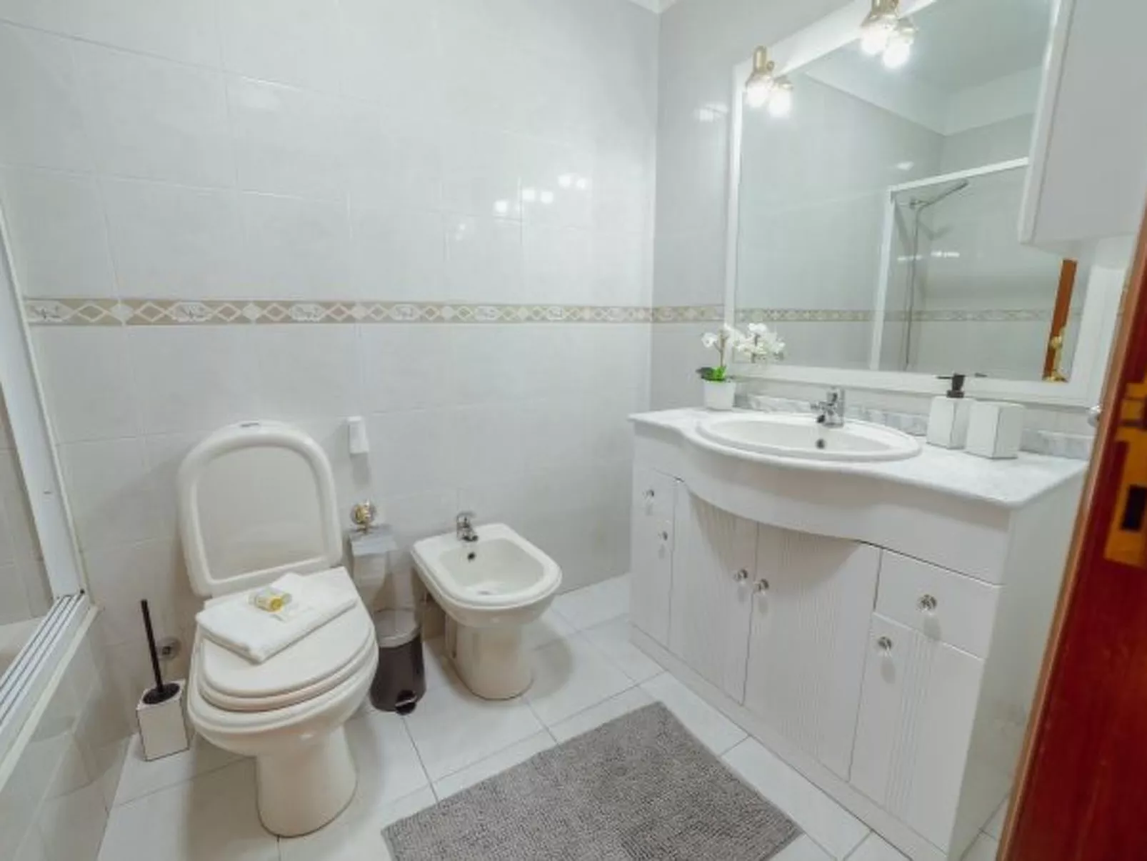 MATOSINHOS CENTER PREMIUM APARTMENT by VACATIONY - Binnen