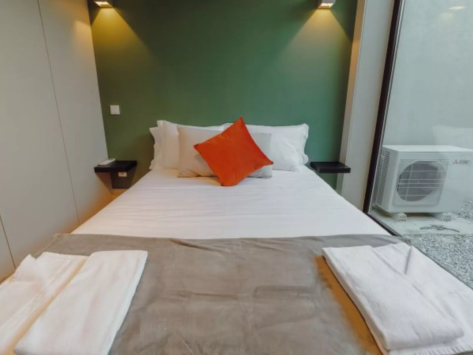 LEGACY OPORTO PREMIUM APARTMENT B by VACATIONY - Binnen