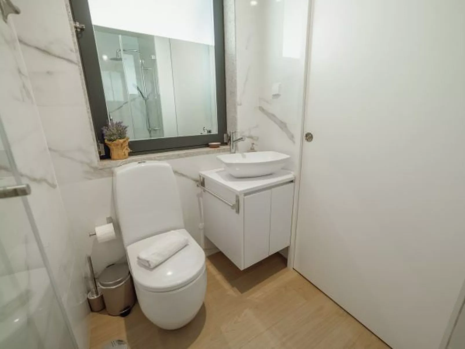 CARMO RESIDENCE PORTO - S. ANTONIO by VACATIONY - Binnen