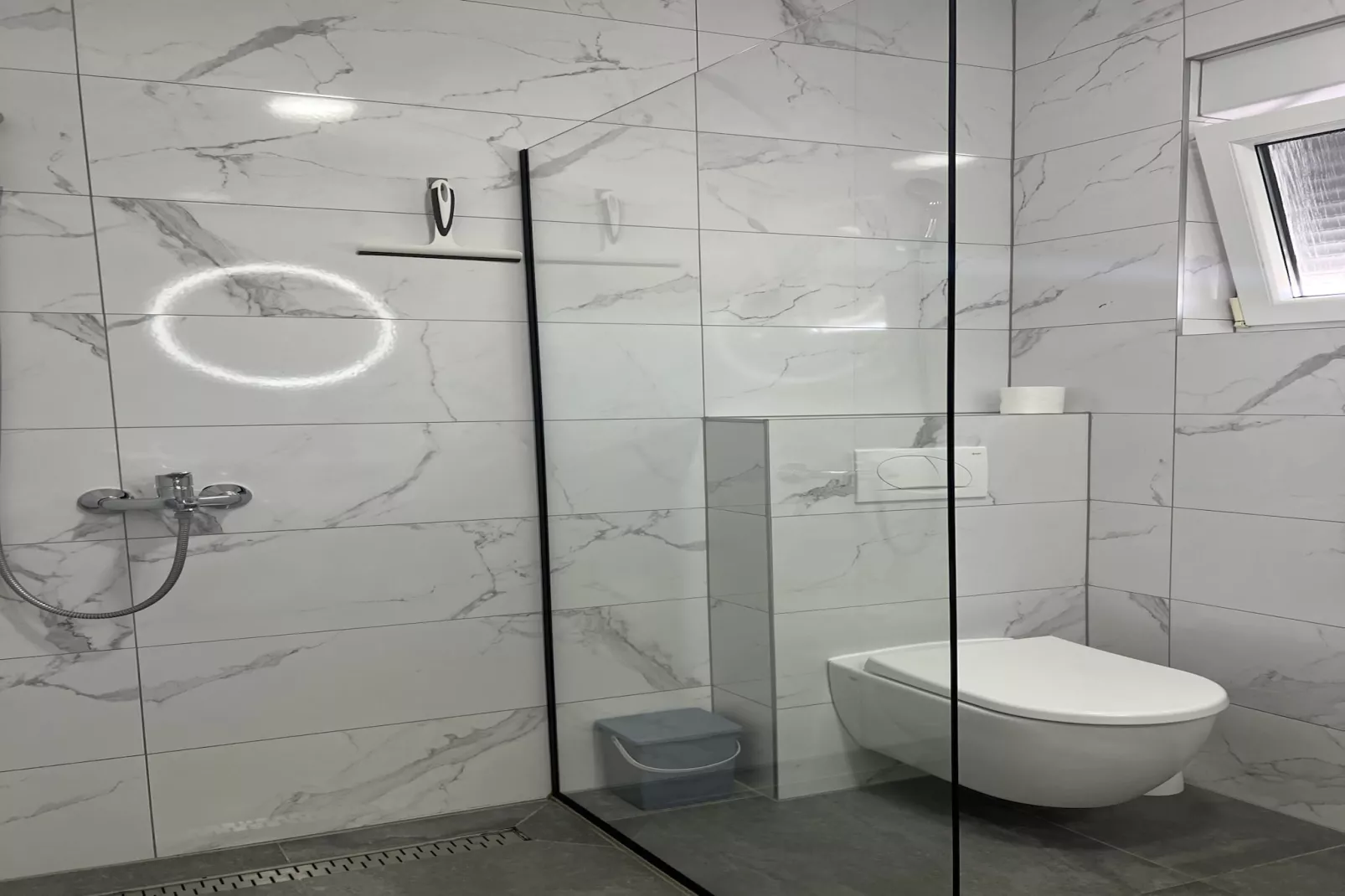 Apartment Lavaran 3 - Badkamer