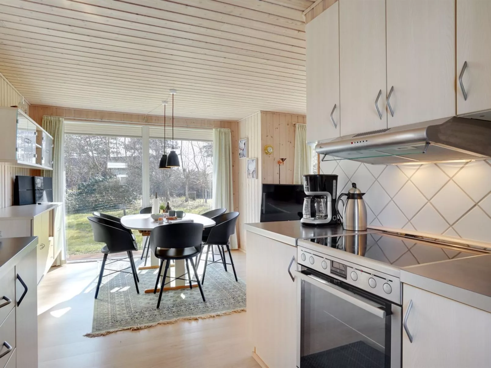 "Gardis" - 100m from the sea - Binnen