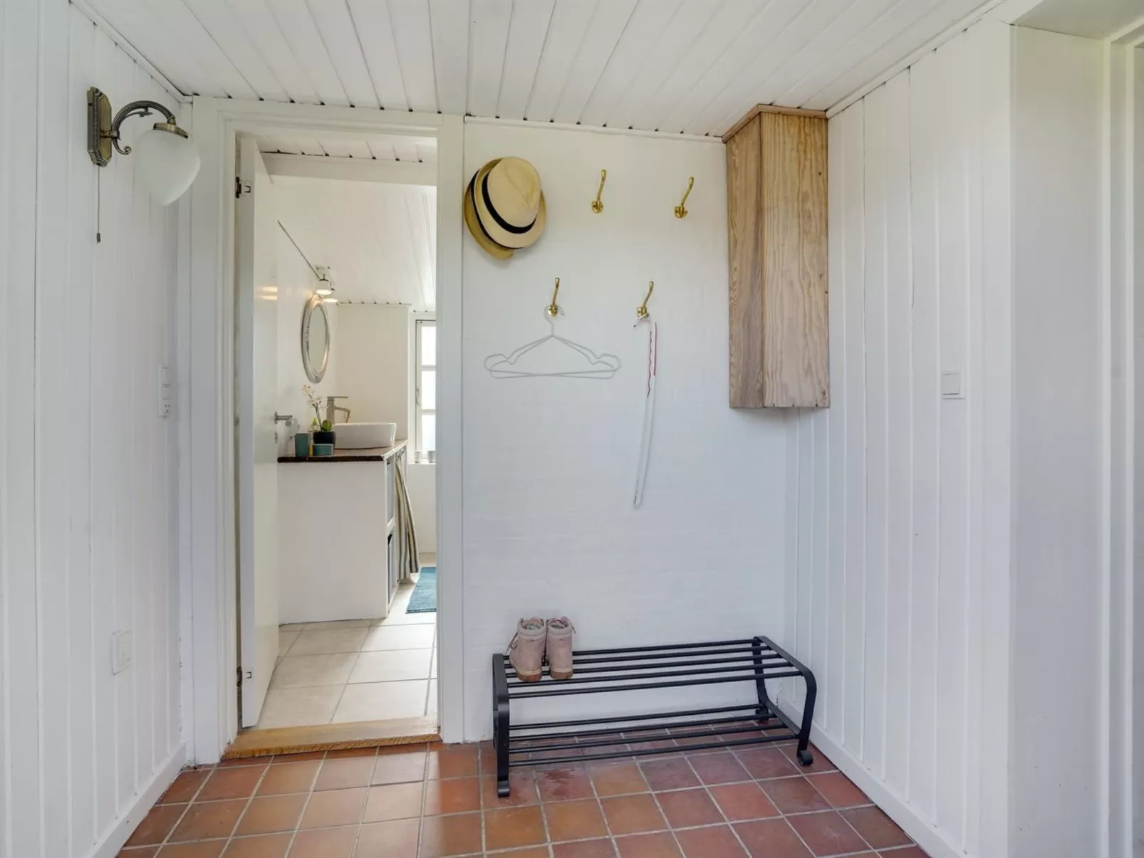 "Gyril" - 100m from the sea - Binnen