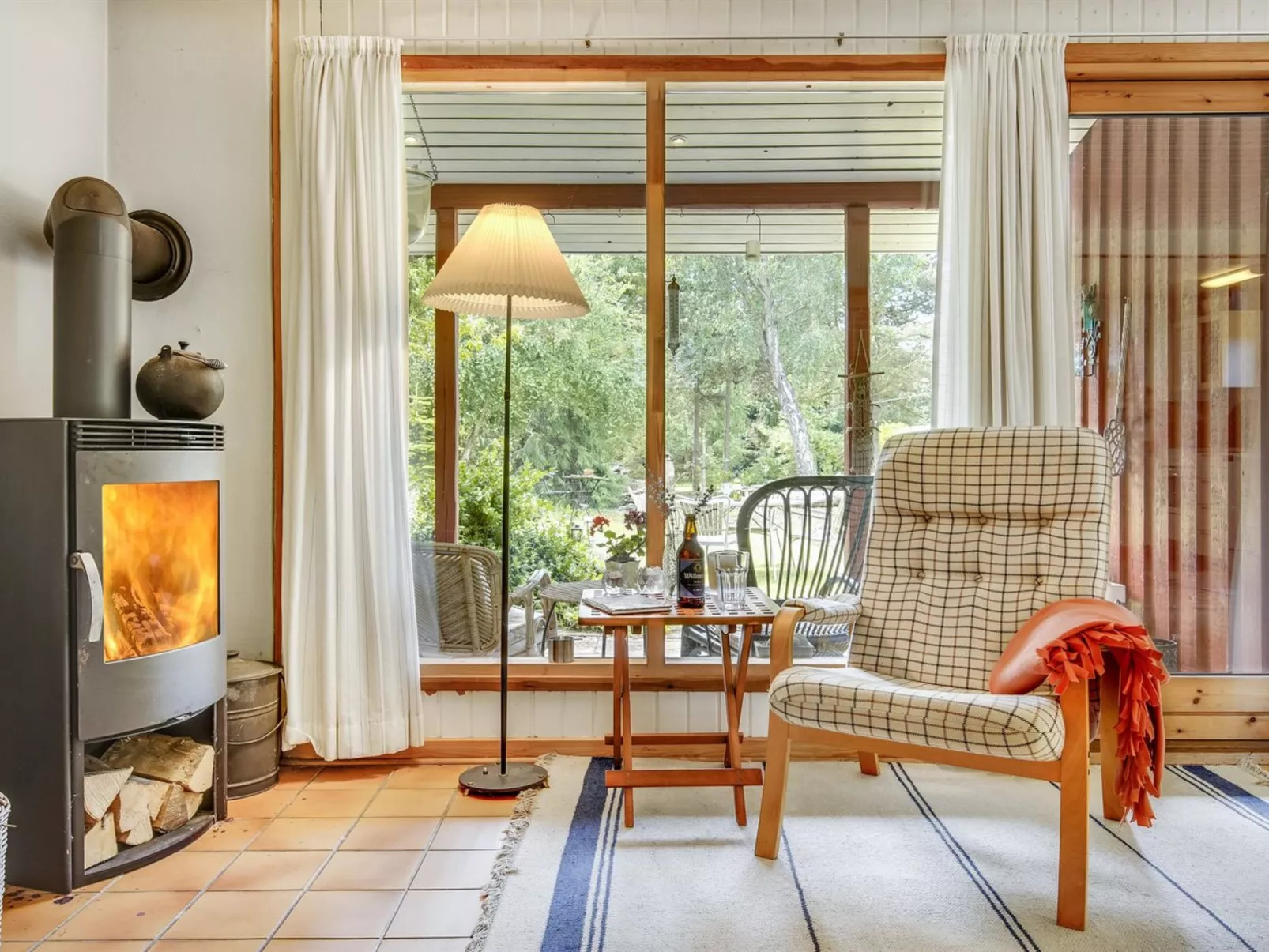 "Naili" - 750m from the sea - Binnen