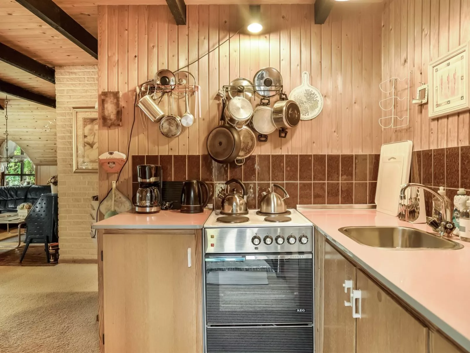 "Adina" -  from the sea - Binnen