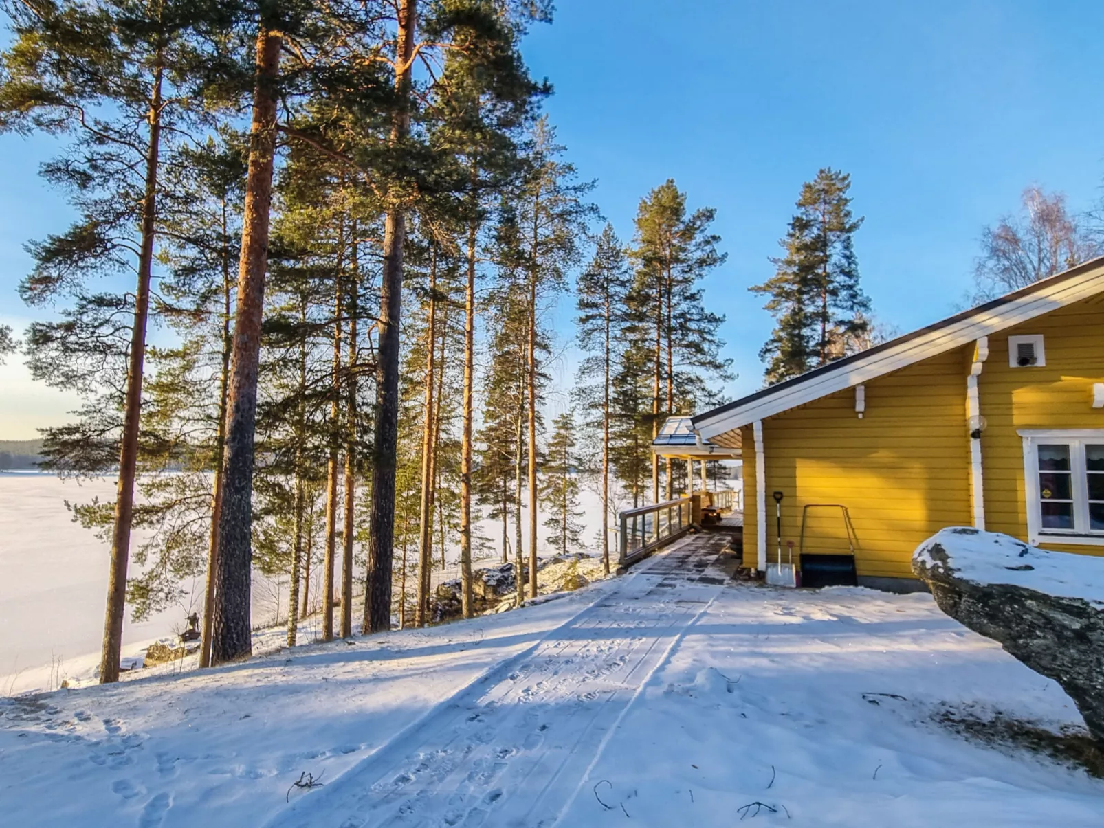 Unnukkamaja - Binnen