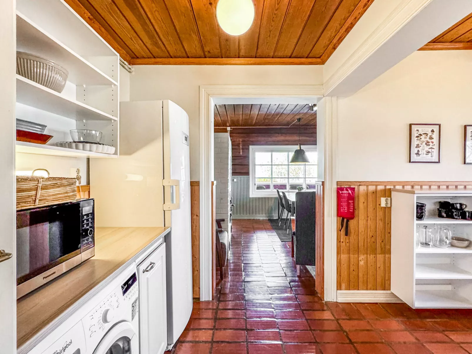 Peltosirkku - Binnen