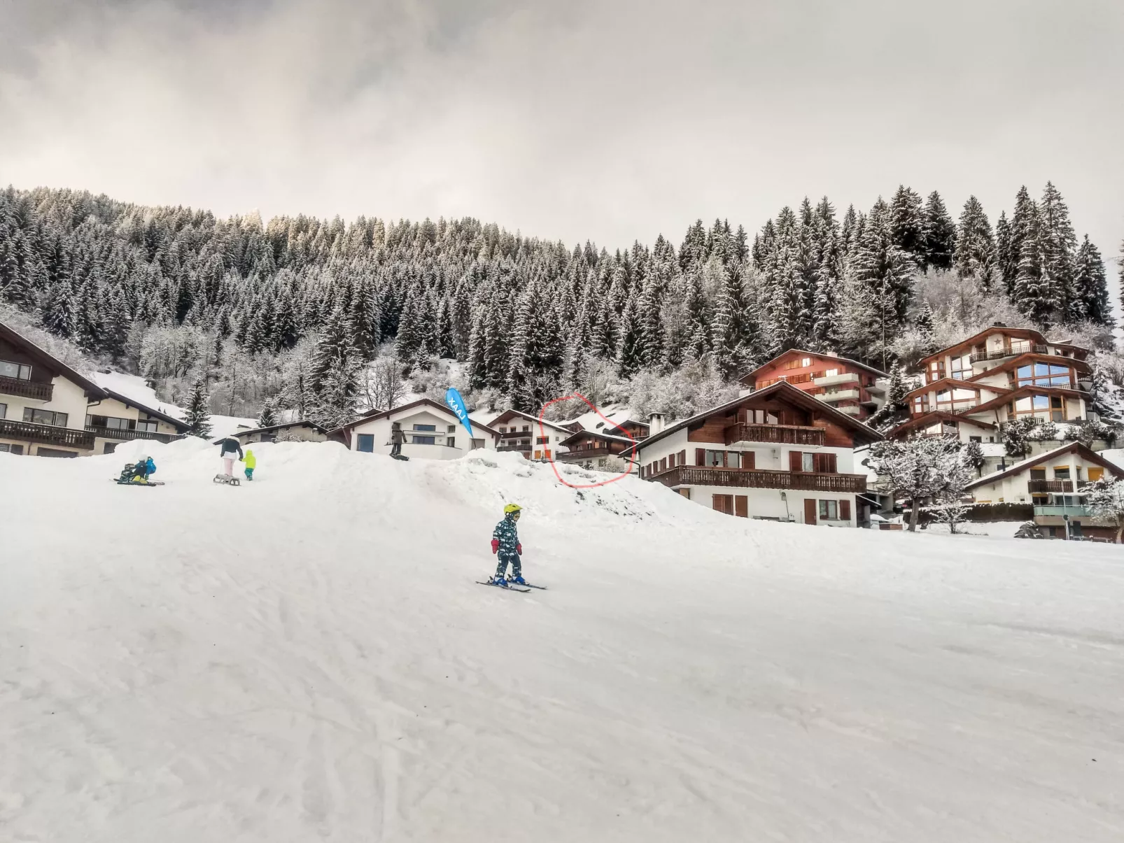 Chalet mit Bergsicht - Buiten