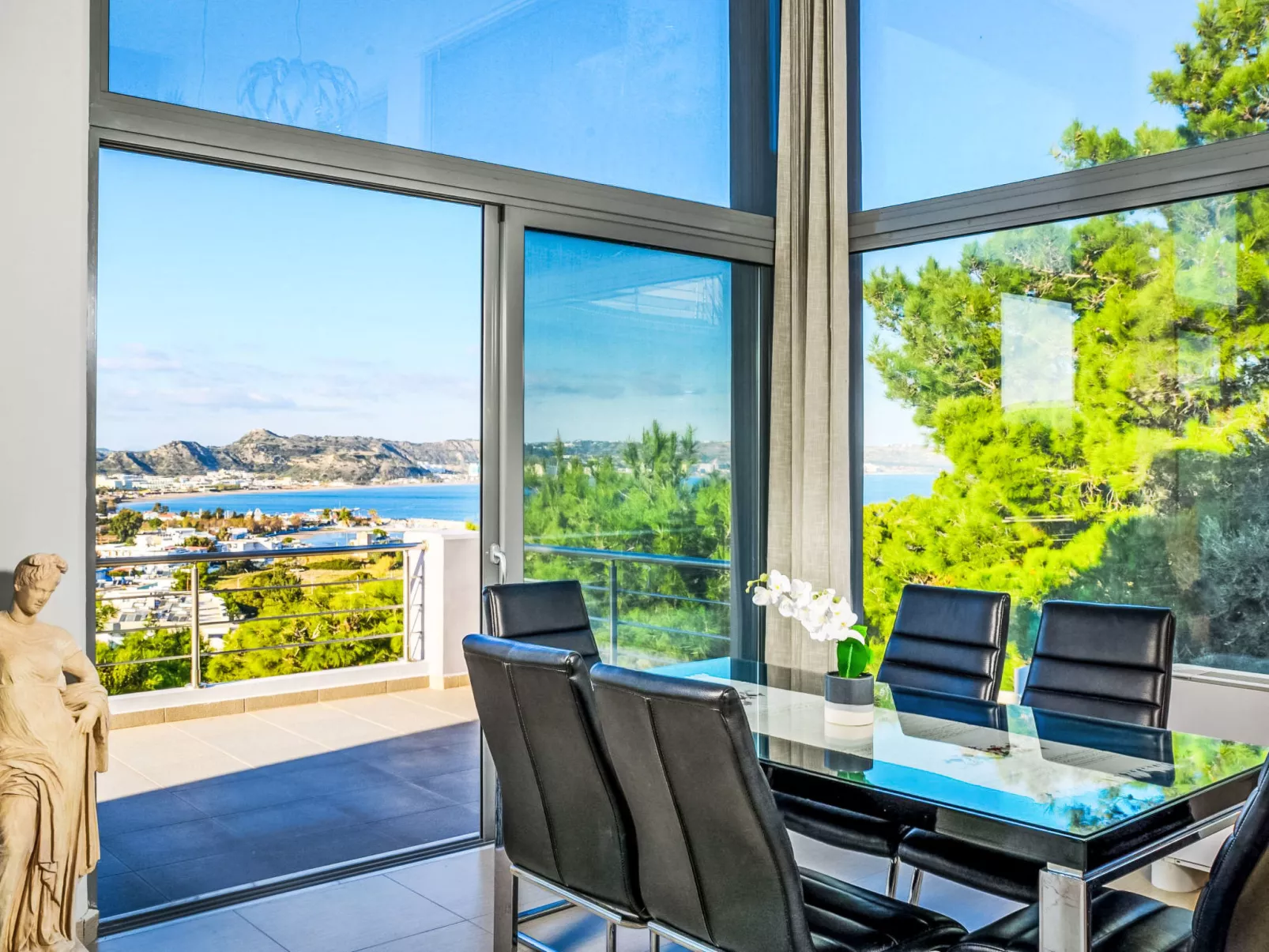 Villa Articiano mit Whirlpool und herrlicher Aussicht - Binnen