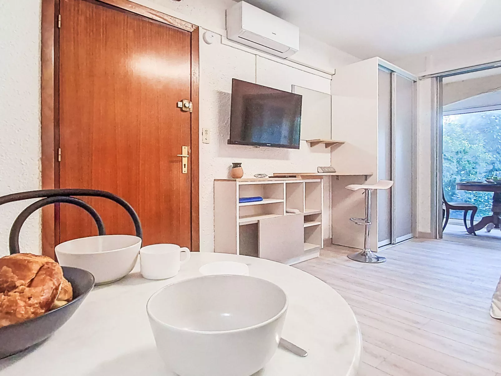 Les trinquettes - Binnen