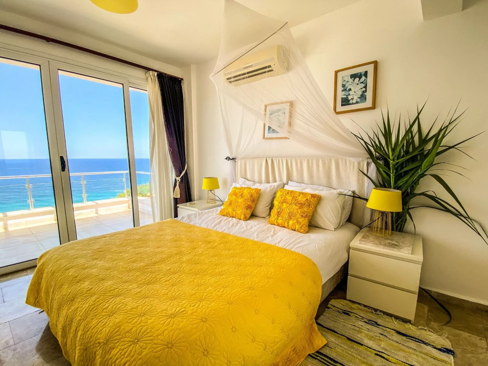 Villa "Meerblick" mit Infinity-Pool - Binnen