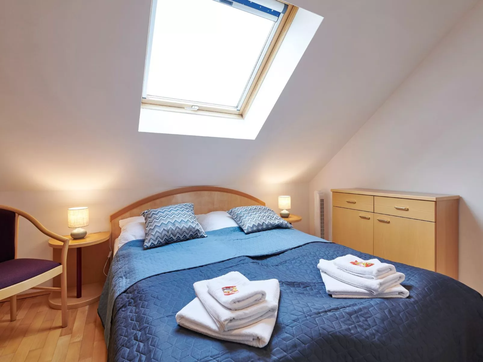 DAS BURGENNEST - Binnen