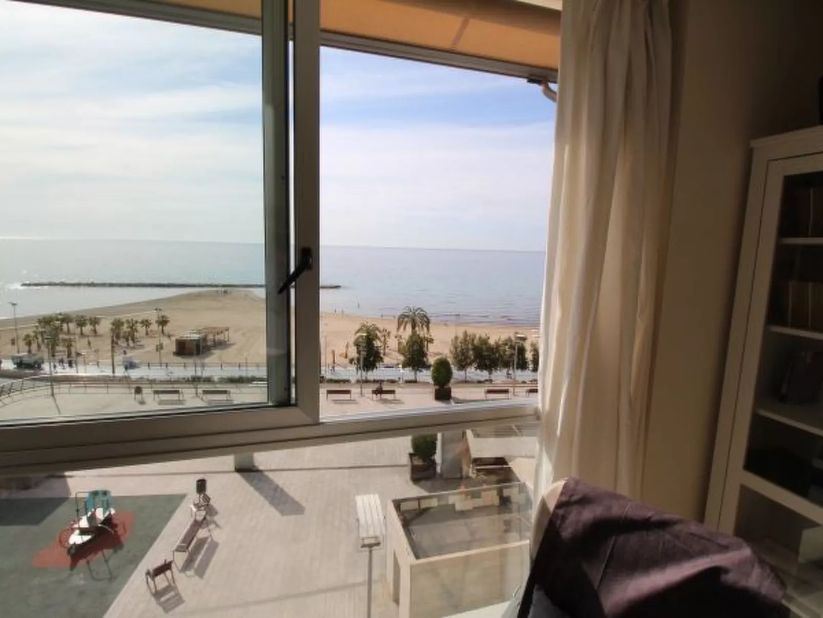 APARTAMENTO PLAYA POSTIGUET - Binnen