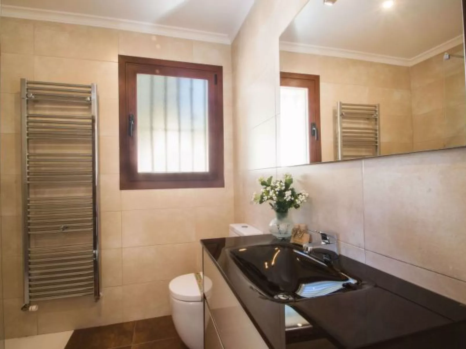 Villa Moskoa - PlusHolidays - Image-tags.info